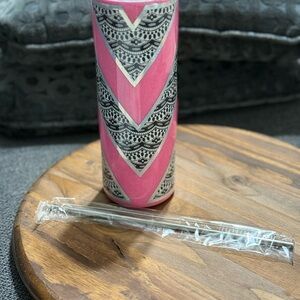 Pink and lace tumbler